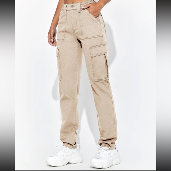 SHEIN Flap Pocket Cargo Jeans - Picture 1 of 12